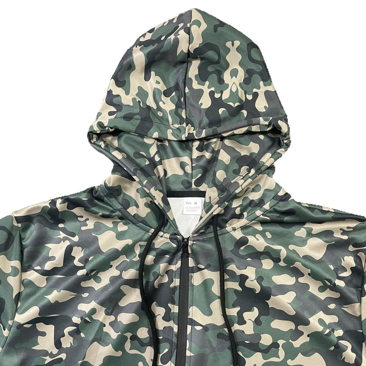 Herren Kapuzenjacke im modernen Camouflage-Design mit praktischen Taschen Echoarchiv