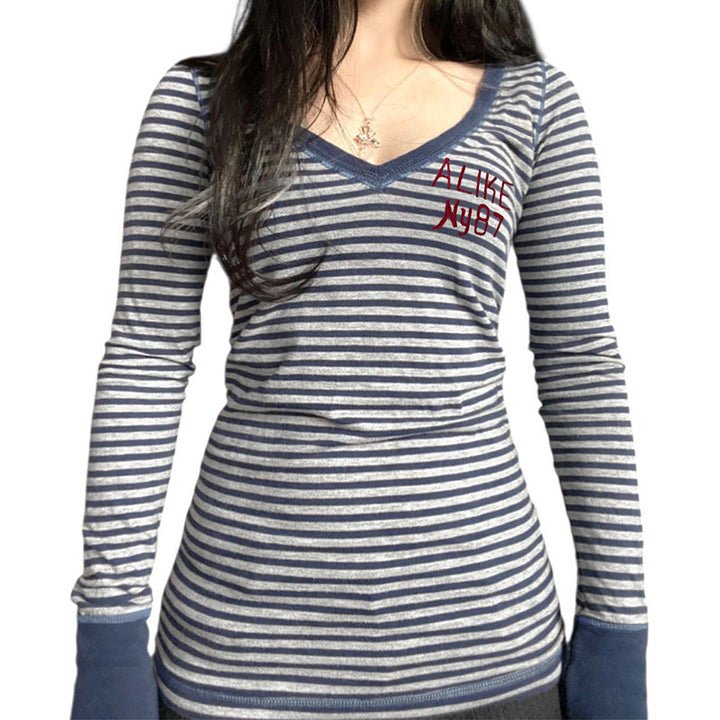 Damen nan gestreiftes V‑Ausschnitt Longsleeve mit taillierter Silhouette und verlängerten Bündchen Echo Archiv