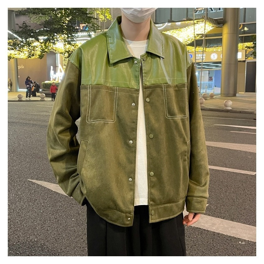 Herren Overshirt aus Veloursleder mit glänzendem Schulterbesatz und lässigem Schnitt Echoarchiv