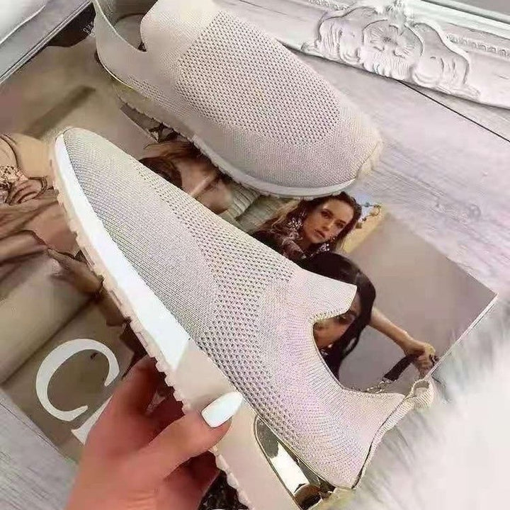 Damen Strick‑Sock‑Sneaker mit elastischem Einstieg, profilierter Plateausohle und Metallic‑Fersendetail Echo Archiv