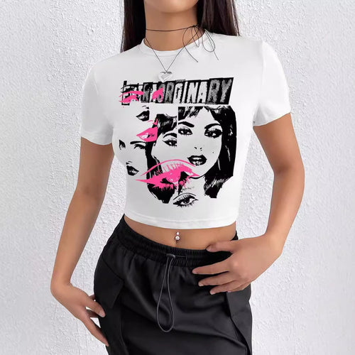Damen Crop-T-Shirt mit inspirierendem Aufdruck und figurbetontem Schnitt Echo Archiv