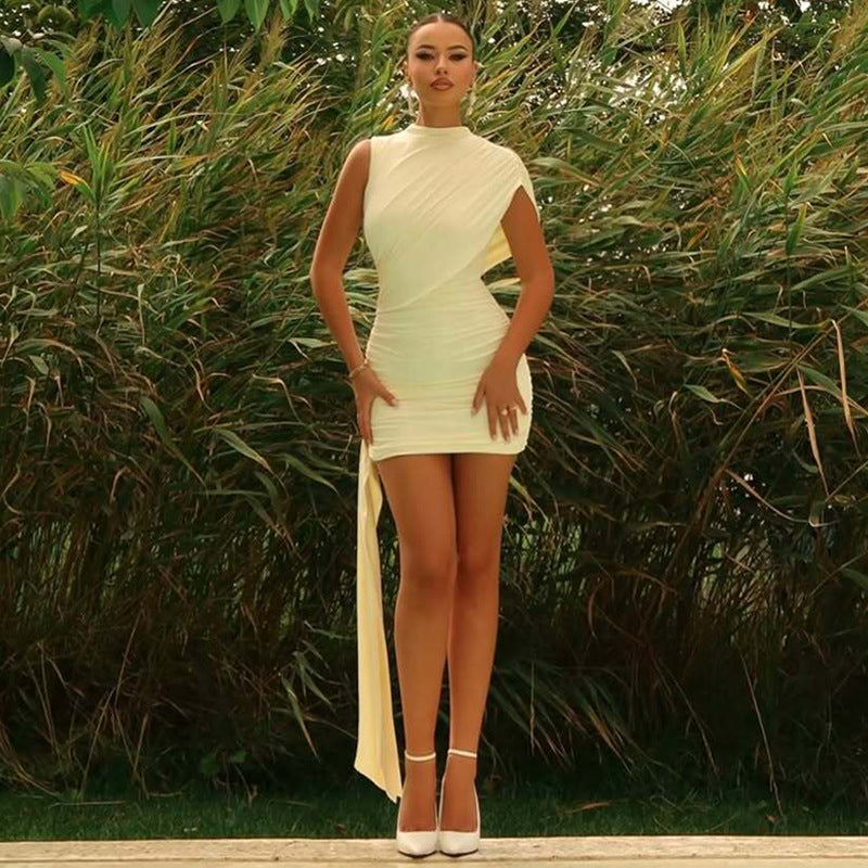 Damen Elegantes Cocktailkleid mit asymmetrischem Saum und Raffung Echo Archiv