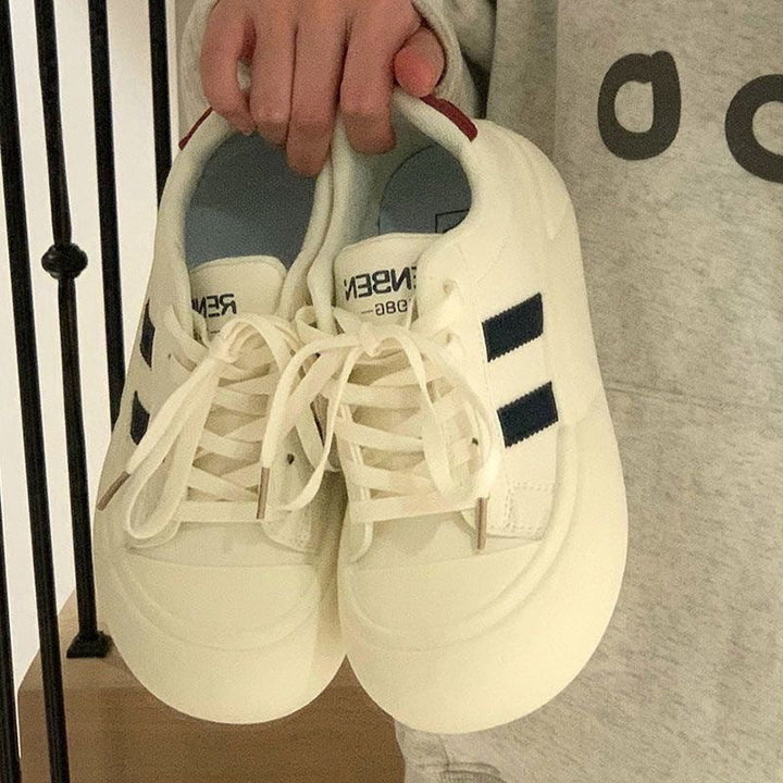 Damen modische Plattform Sneakers mit einzigartigem Schnürsystem Echo Archiv