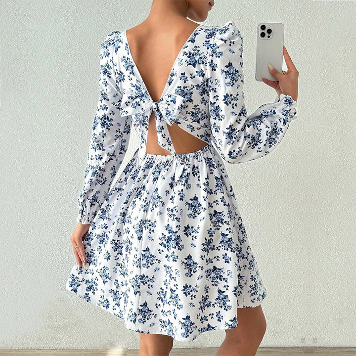 Damen florales Minikleid mit quadratischem Ausschnitt tailliertem Schößchen und langen Puffärmeln – Élara