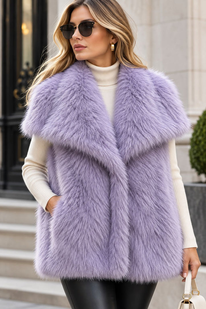 Damen Ärmellose Hochflor‑Kunstfellweste mit voluminösem Schalkragen und Eingrifftaschen Echo Archiv