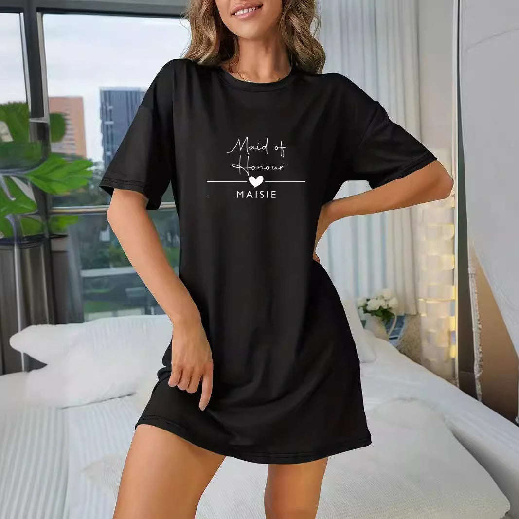 Damen T-Shirt-Kleid mit künstlerischem Blumenmotiv und figurbetontem Schnitt Echo Archiv