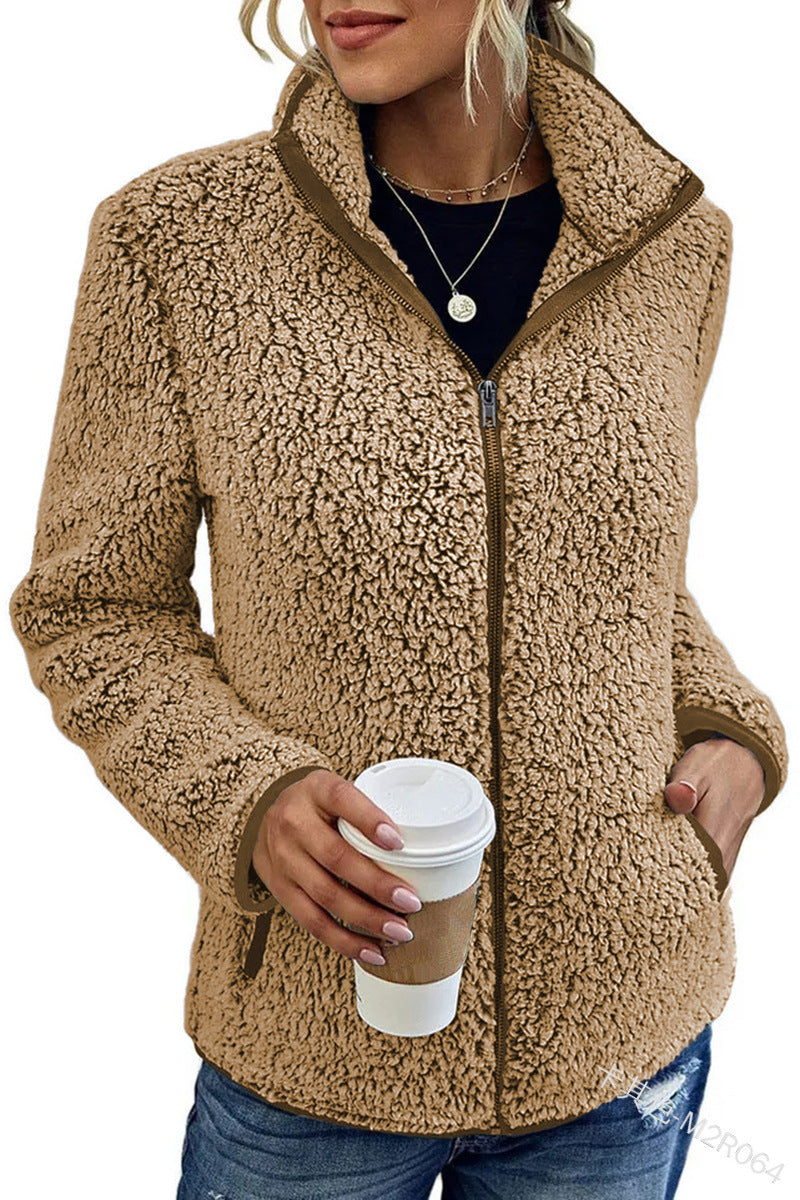 Damen Flauschige Fleecejacke mit hohen Kragen und seitlichen Taschen Echoarchiv