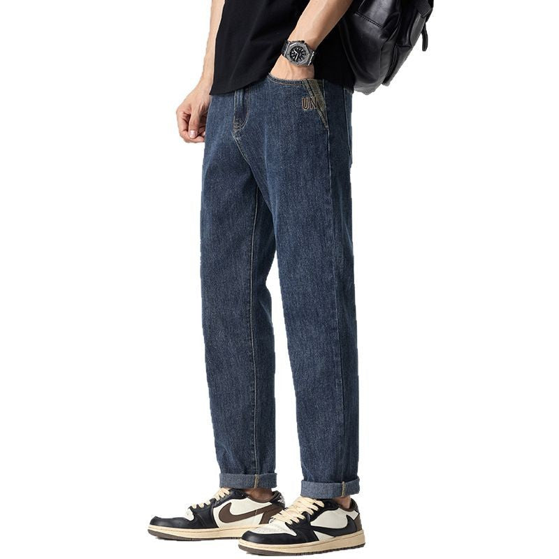 Herren lässige Denim-Jeans im modernen Schnitt und hoher Taille Echoarchiv