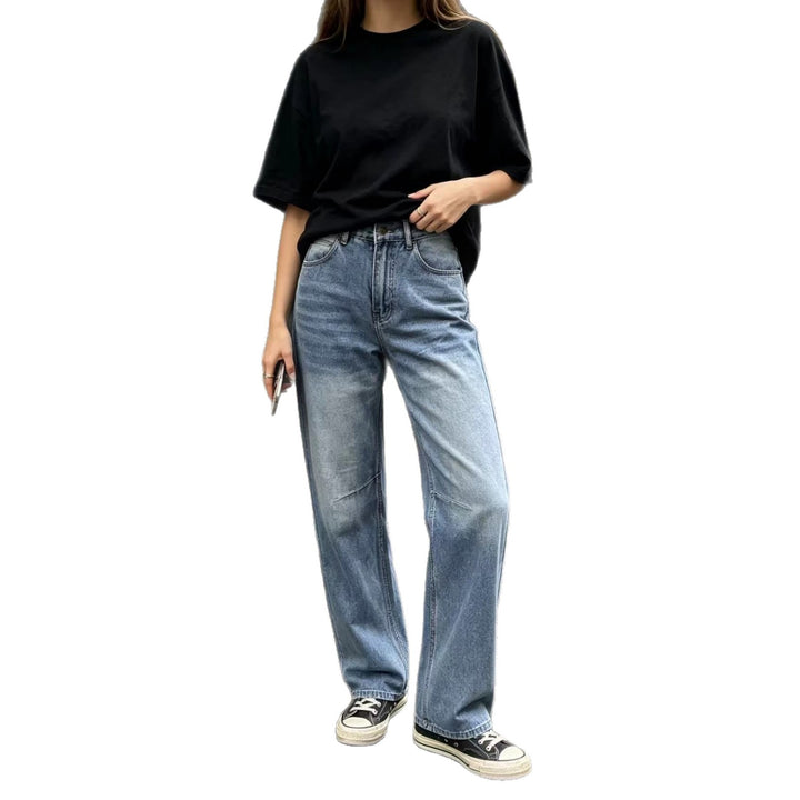 Damen nan hochgeschnittene weite Jeans mit geradem Bein, Knieabnähern und klassischem Five‑Pocket‑Schnitt Echo Archiv