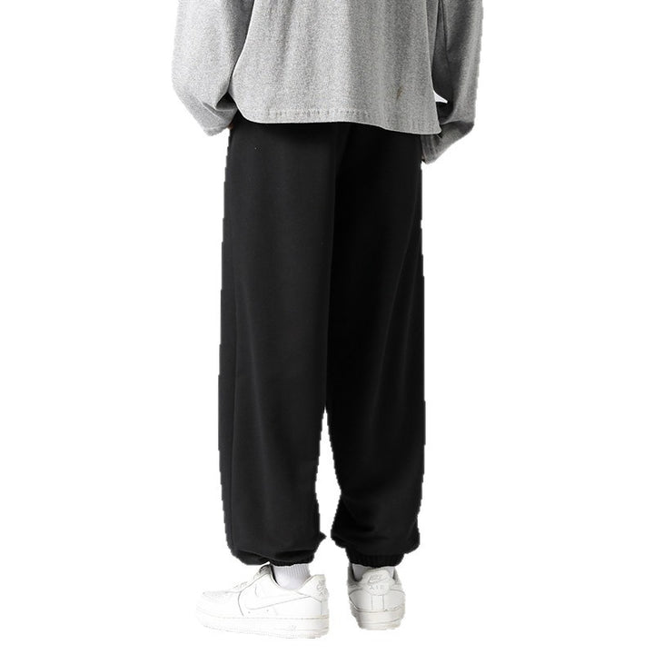 Herren Oversize-Jogginghose mit tiefer Leibhöhe, konischem Bein & extra langen Kordeln Echo Archiv