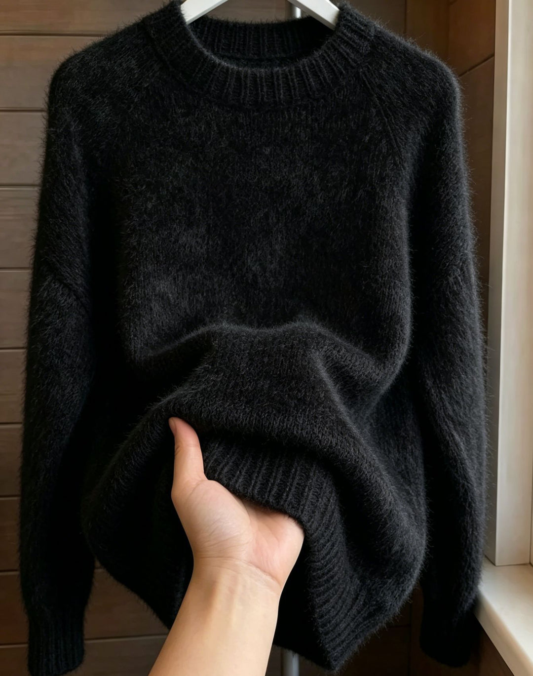 Damen Oversize Mohair‑Mix Rundhalspullover mit Raglanärmeln und geripptem Saum – Mavelle
