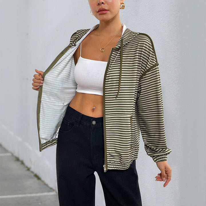 Damen Gestreifte Kapuzenjacke mit Reißverschluss, Tunnelzug und Elastischen Bündchen – Célinea