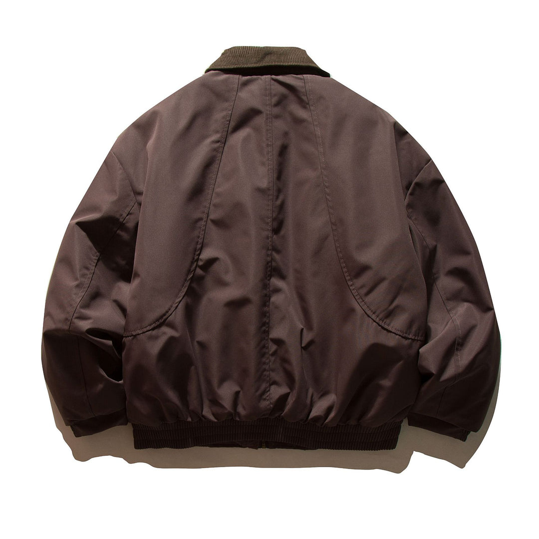Herren Kurz geschnittener thermoisolierter Field‑Blouson mit Cordkragen und großzügigen Pattentaschen Echoarchiv