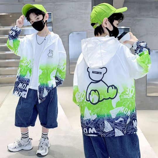 Unisex nan leichte winddichte Kapuzenjacke mit allover Grafikprint und reflektierenden Einsätzen für Kinder  Echo Archiv