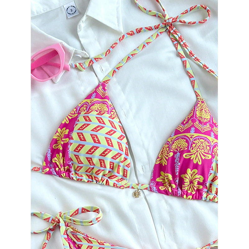Damen Triangel-Bikini mit verspieltem Muster und verstellbaren Schnürdetails Echo Archiv