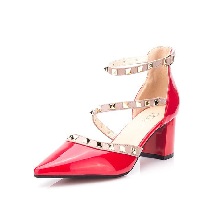 Damen nan Riemchen‑Pumps mit Nietenapplikation, spitzer Zehenpartie und mittelhohem Blockabsatz Echo Archiv