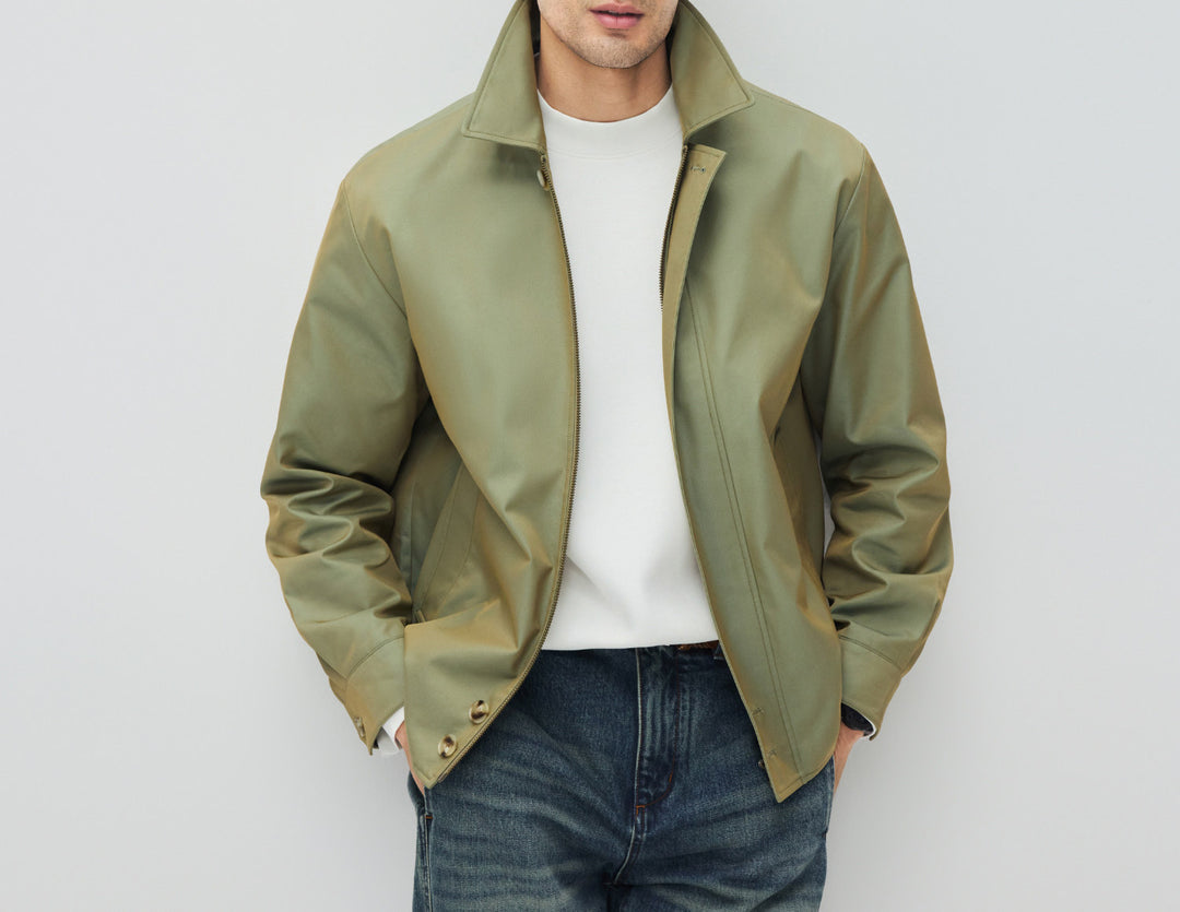 Herren Kurzjacke im modernen Harrington‑Stil mit Stehkragen und verdecktem Reißverschluss Echoarchiv