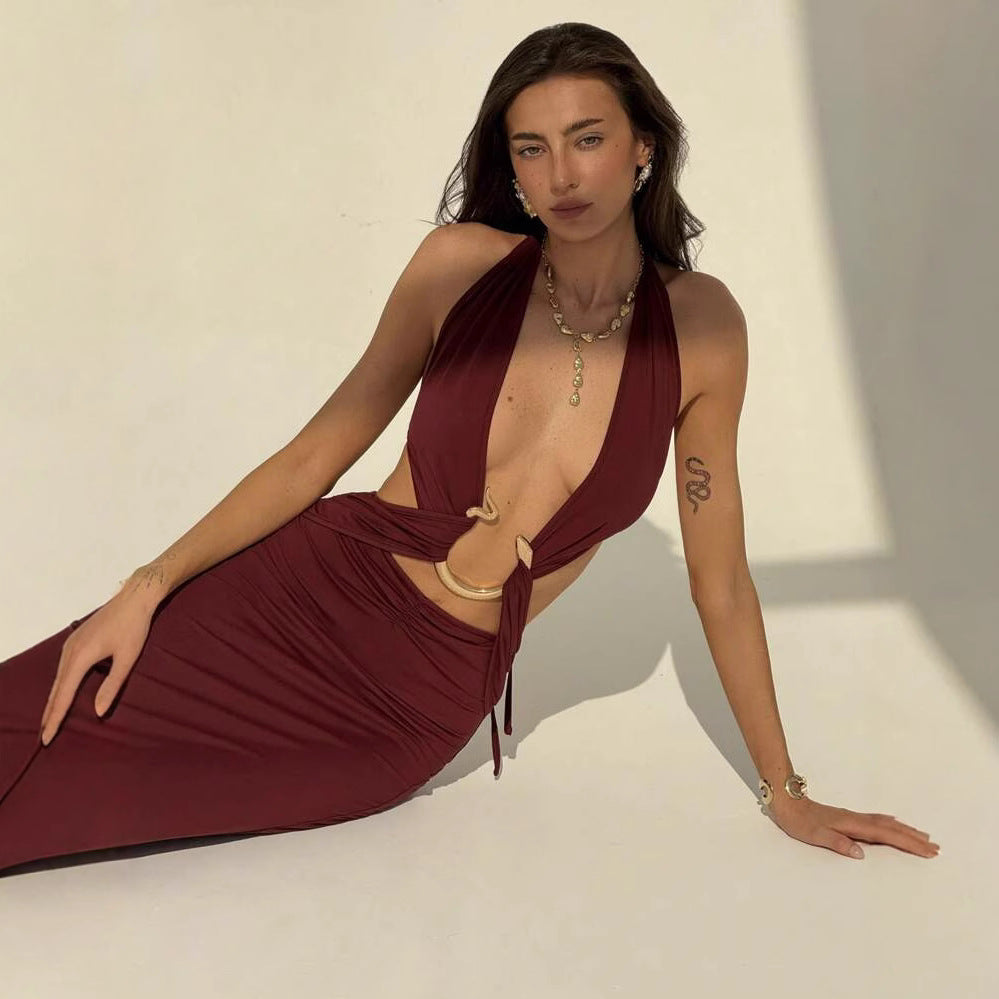 Damen Maxi-Kleid mit verführerischem Halterneck und eleganten Cut-Out-Details Echo Archiv
