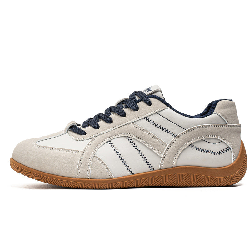 Herren retro-inspirierte Low-Top Freizeit-Sneaker mit Wildlederoptik, gepolstertem Knöchelkragen und griffiger Gummilaufsohle – Norré