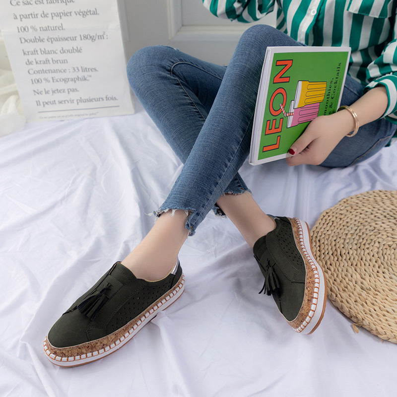 Damen nan perforierter Slip-On Sneaker mit Quasten, Kork-Plateau und dekorativer Handnaht Echo Archiv