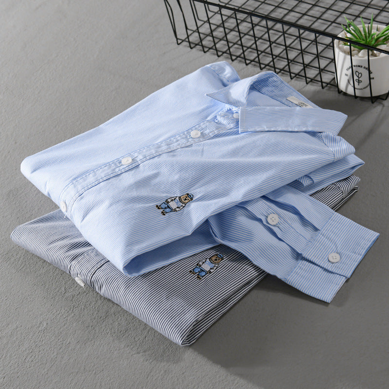 Herren Gestreiftes Baumwollhemd mit feiner Stickerei und relaxed Schnitt Echoarchiv