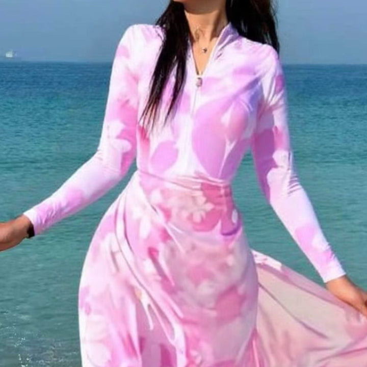 Damen Modischer Strandanzug Echo Archiv