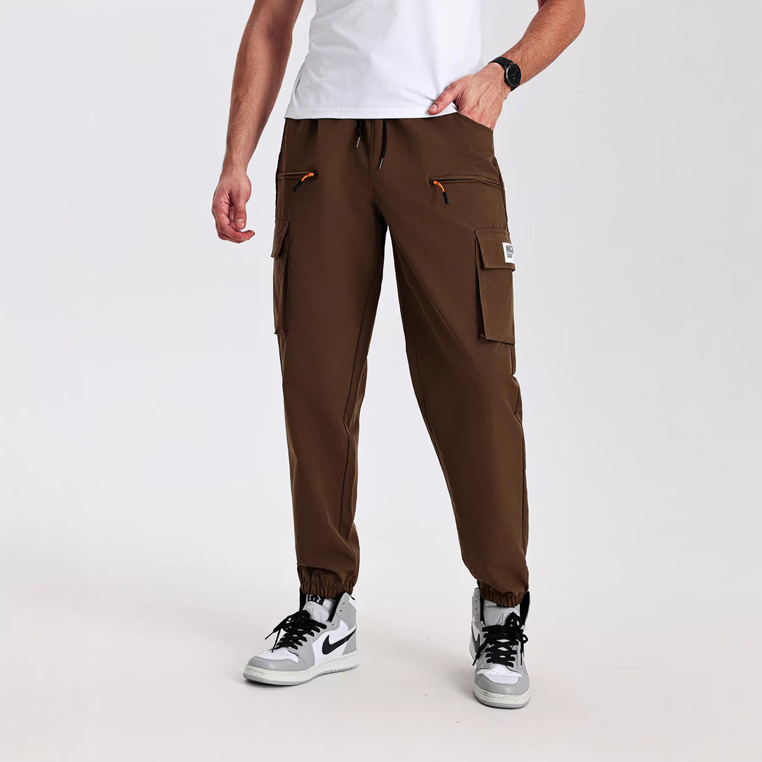 Herren Utility-Cargohose im Joggerstil mit elastischem Bund, Multifachtaschen & Reißverschlusstaschen Echo Archiv
