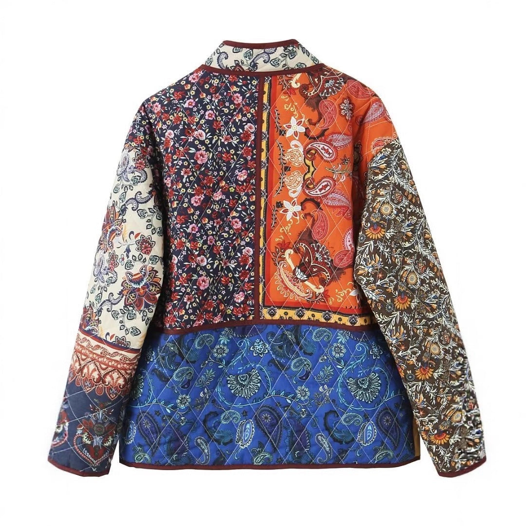 Damen Oversize Patchwork-Steppjacke mit Stehkragen und aufgesetzten Taschen – Célinea