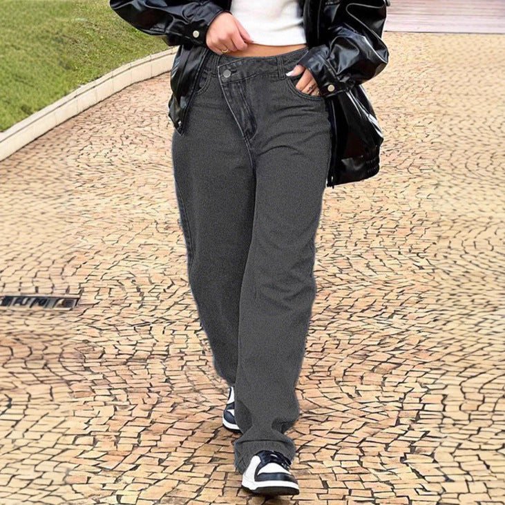 Damen hochgeschnittene locker sitzende Jeans mit weitem Bein und asymmetrischer Knopfleiste Echo Archiv