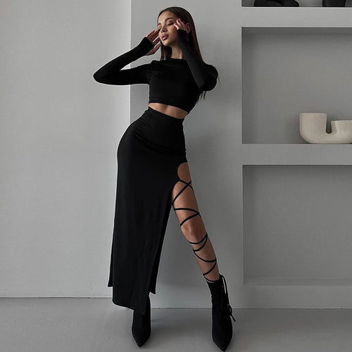 Damen Elegantes Crop-Top mit asymmetrischem Rock und raffiniertem Bein-Schlitz Echo Archiv
