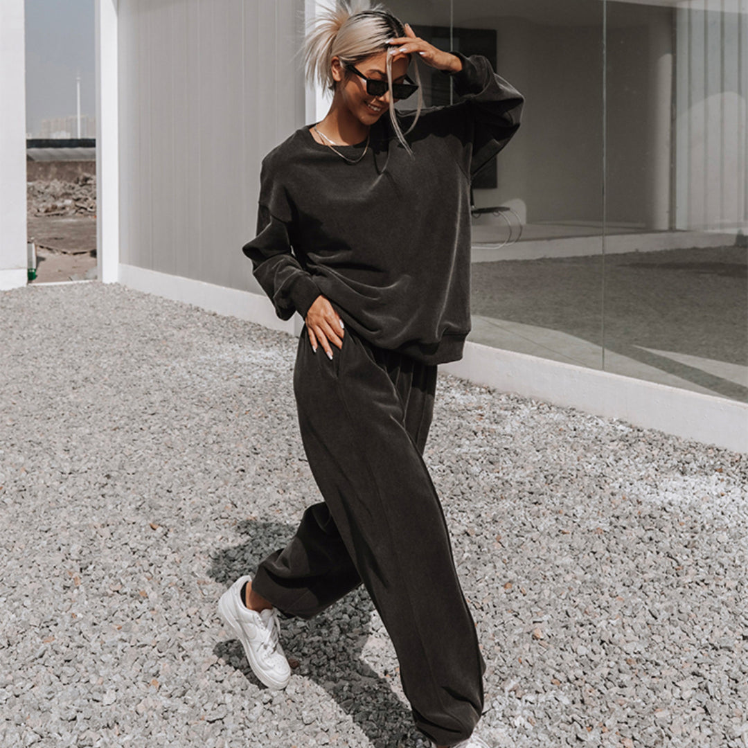 Damen nan weiches Oversize-Sweatshirt und weite Relaxhose im Vintage-Washed-Finish Echo Archiv