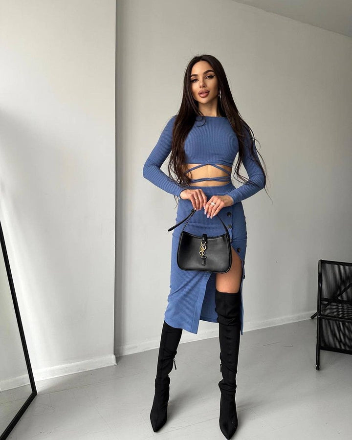 Damen Geripptes zweiteiliges Set mit Cropped-Langarmtop, Wickelband und taillenbetontem Knopf-Midirock Echoarchiv
