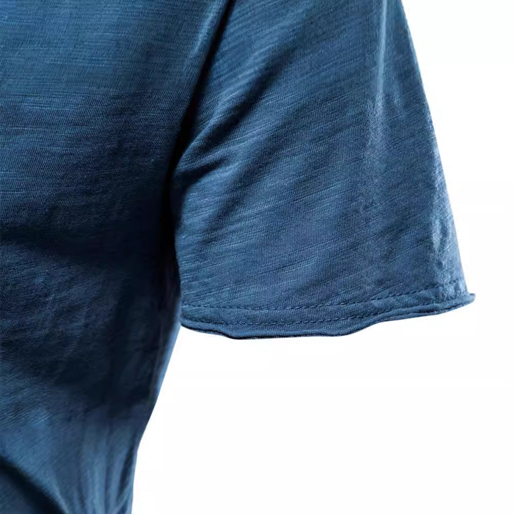 Herren nan leichtes Baumwolljersey Kurzarmshirt mit V-Ausschnitt und schmaler Passform Echo Archiv