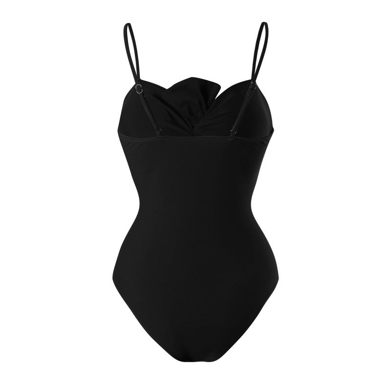 Damen Einteiler Badeanzug mit verstellbaren Trägern und eleganter Raffung Echo Archiv