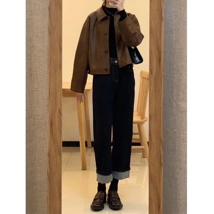 Damen Kurzjacke im Boxy-Schnitt mit Hemdkragen und Knopfleiste Echoarchiv