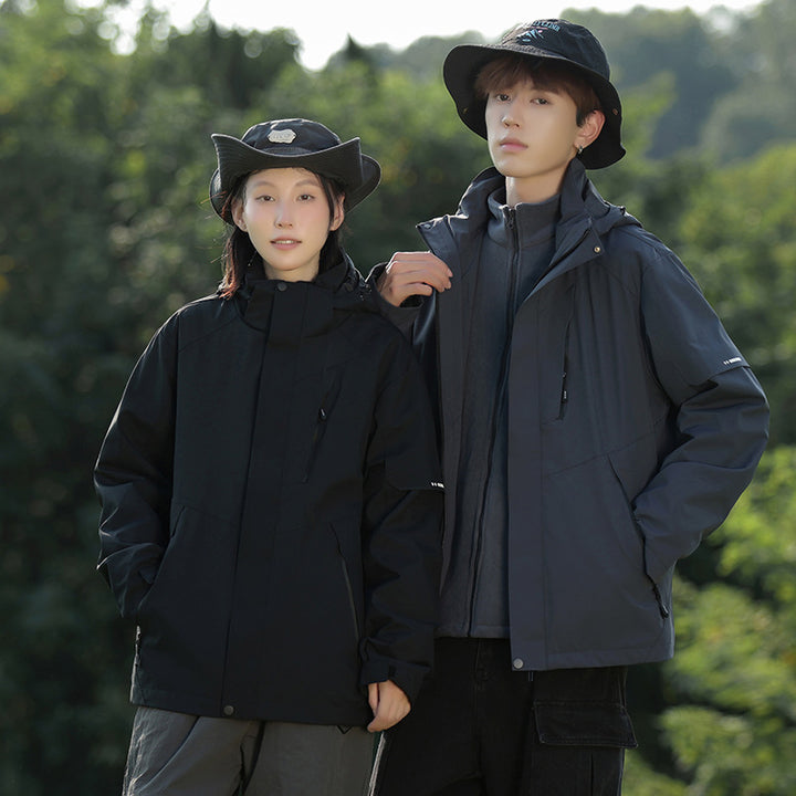 Damen Trekking-Softshell-Parka mit zweilagiger Membran, verschweißten Nähten und verstellbarer Kapuze Echoarchiv