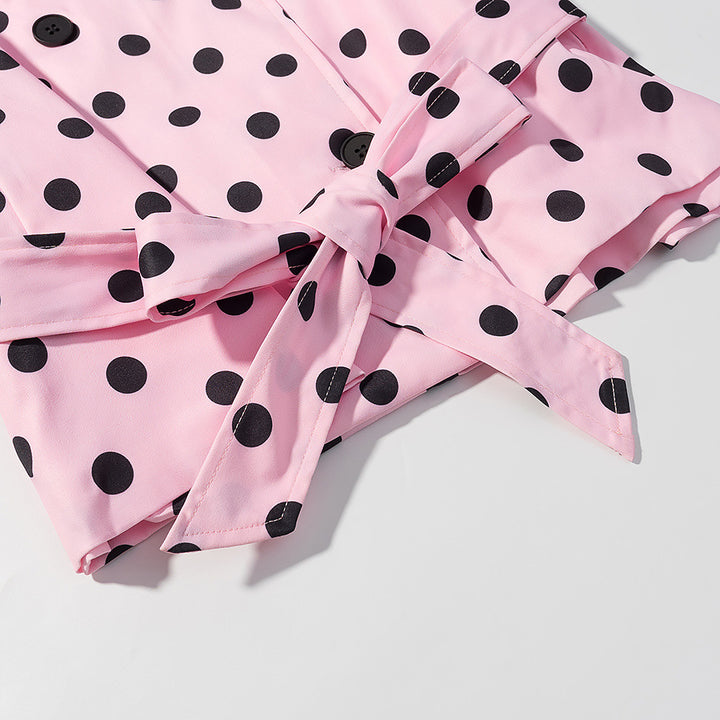 Damen Kurztrenchjacke im Polka‑Dot‑Muster, doppelreihig mit Taillengürtel Echoarchiv