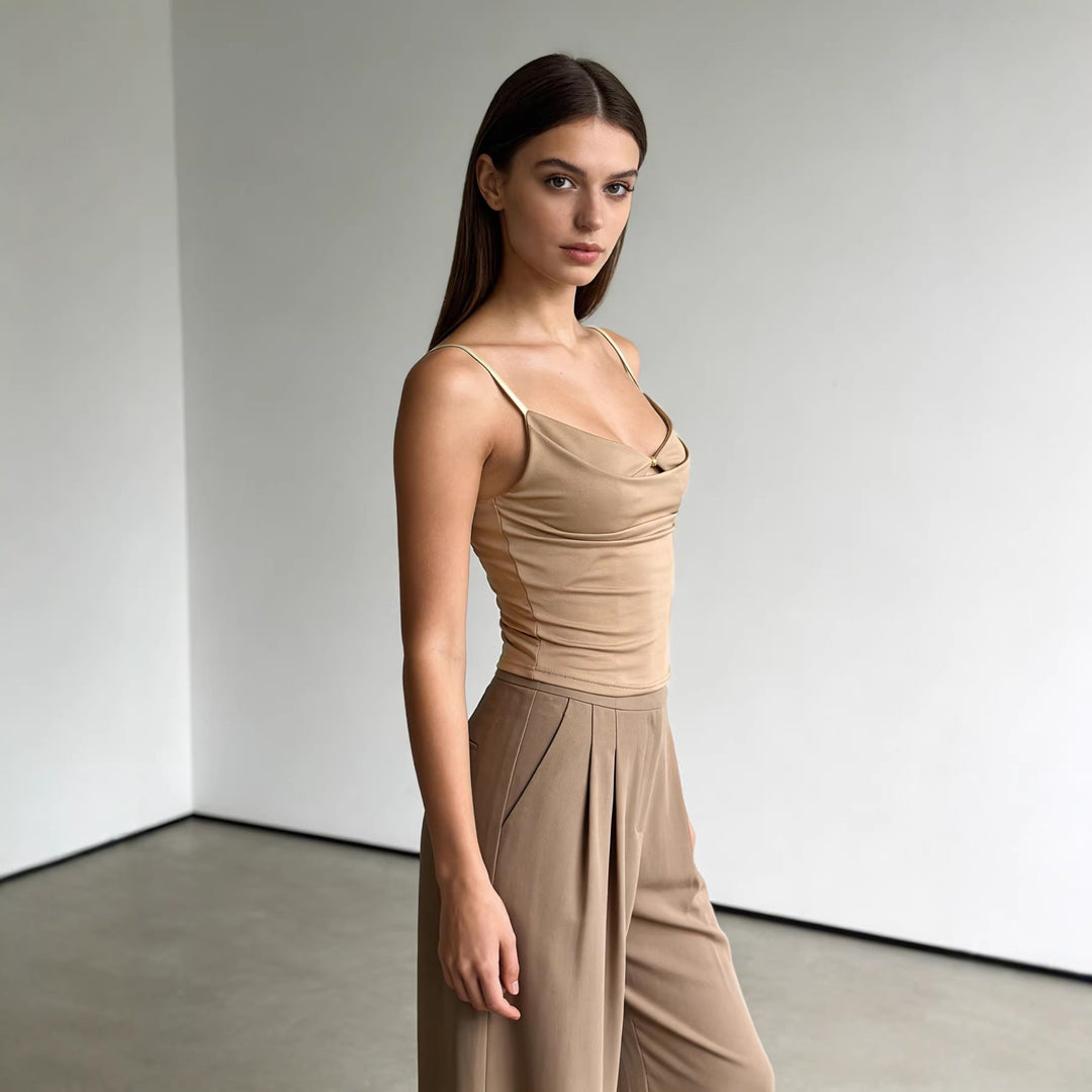 Damen Trendy Drapiertes Oberteil mit feiner Goldapplikation Echo Archiv