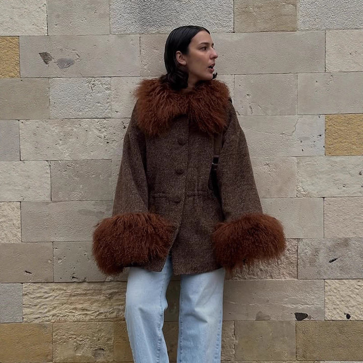 Damen Oversize Wollmix-Marka Mantel mit voluminösem Lammfellimitatkragen und extra weitem Ärmelabschluss Echoarchiv
