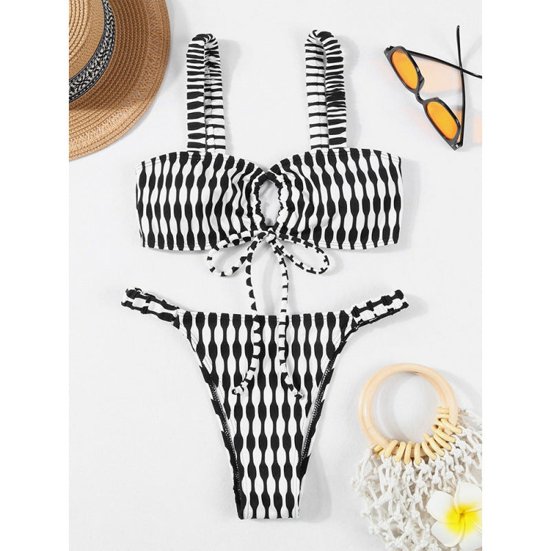 Damen Triangel-Bikini mit modischem Wickel-Design und verstellbaren Trägern Echo Archiv