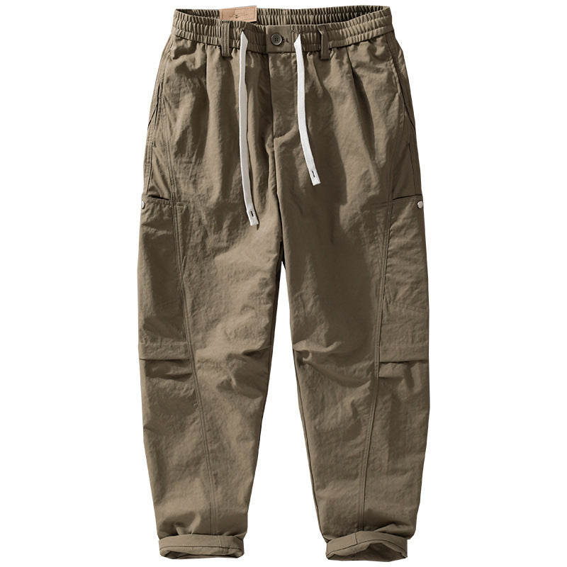 Herren Utility-Cargohose mit Kordelzugbund und seitlichen Pattentaschen Echoarchiv