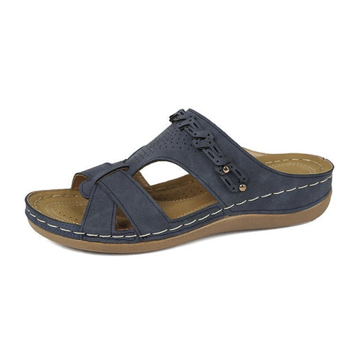 Damen Lederimitat-Pantolette mit perforiertem Oberteil, gepolstertem Komfortfußbett und leichtem Keil – Sorelia