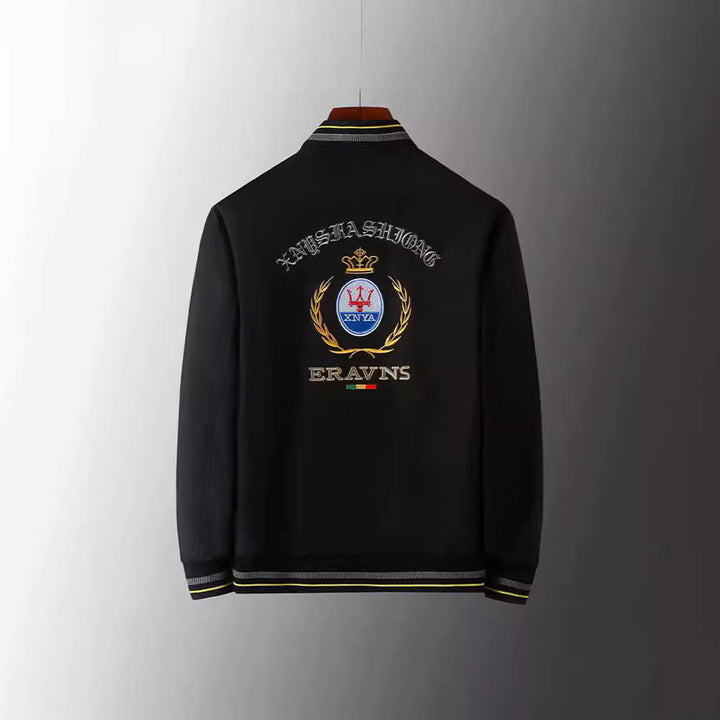 Herren Stickdetail-Bomberjacke im Retro-Crest-Stil mit Emblemstickerei und Reißverschluss-Ärmeltasche Echoarchiv