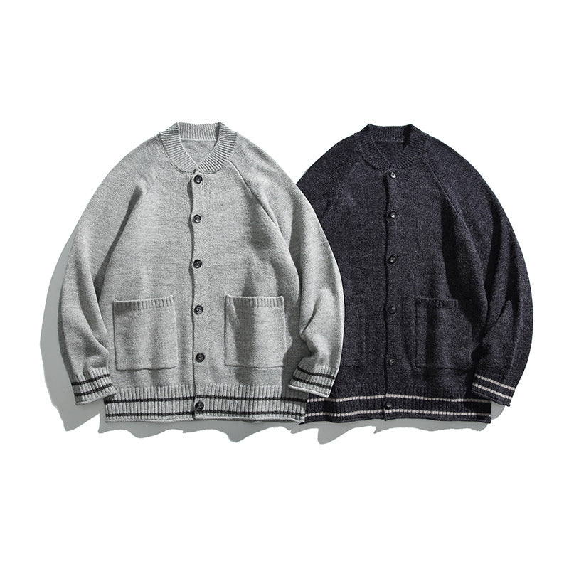 Unisex Boxy-Cardigan aus Feinstrick mit Raglanärmeln und aufgesetzten Taschen Echo Archiv