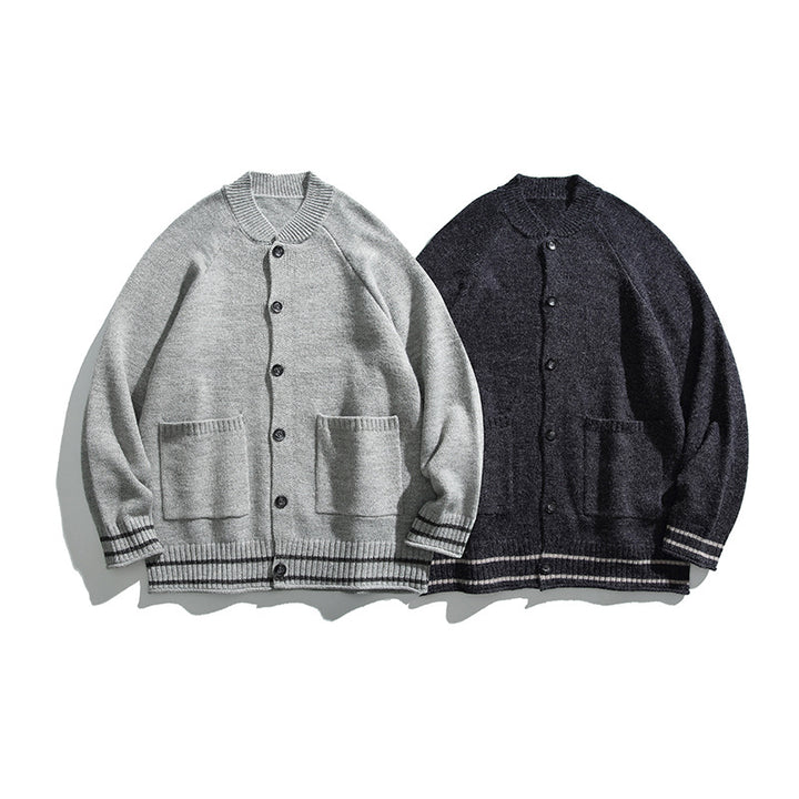 Unisex Boxy-Cardigan aus Feinstrick mit Raglanärmeln und aufgesetzten Taschen Echo Archiv