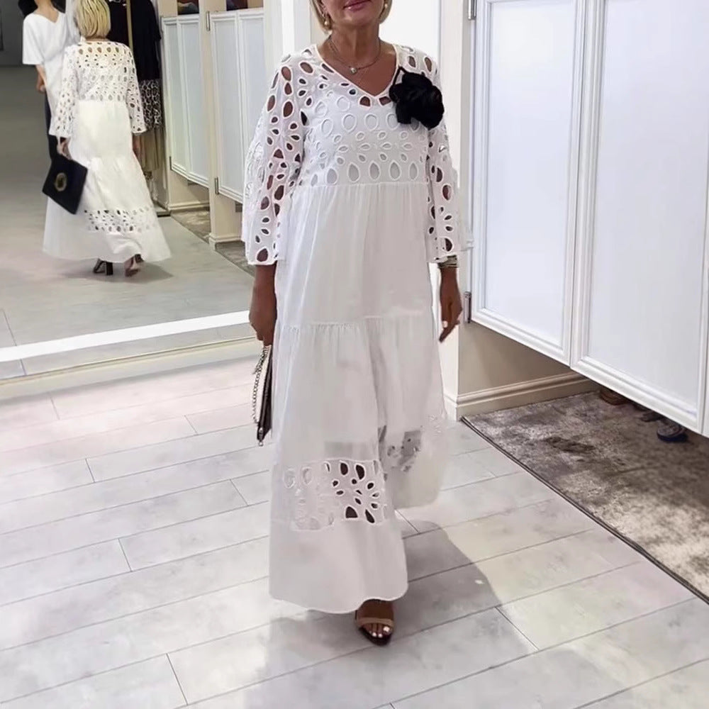 Damen nan Maxikleid mit Ajour-Lochstickerei, V-Ausschnitt, weiten Glockenärmeln und Stufensaum Echo Archiv