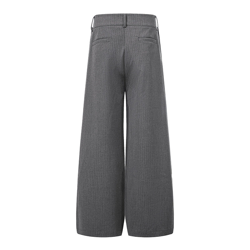 Damen Weite High-Waist Culotte-Hose mit markanter Faltenlegung und Zierknopf-Details Echoarchiv