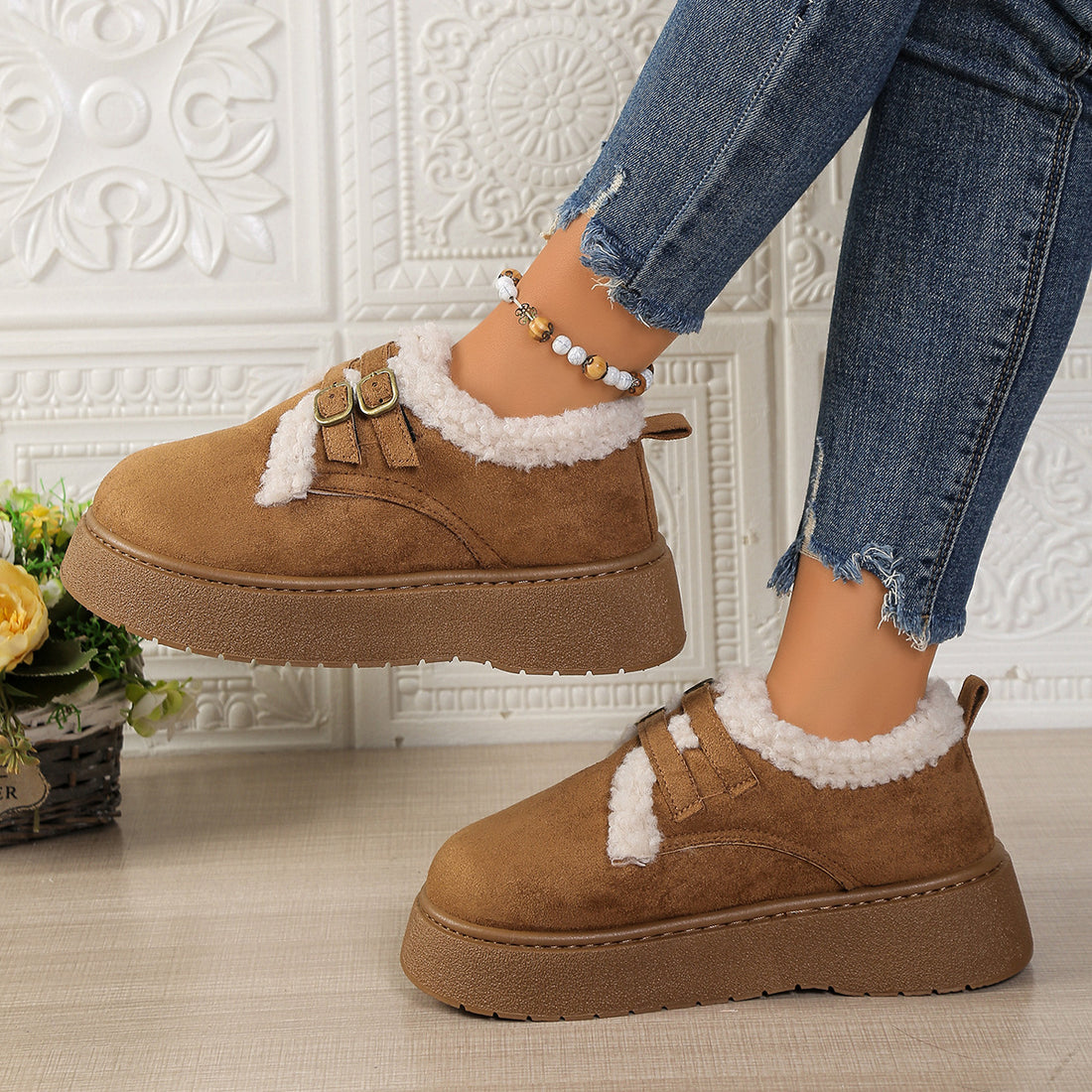 Damen Gefütterte Schnür‑Sneaker mit Kunstfellfutter und Plateau‑Sohle – Névara