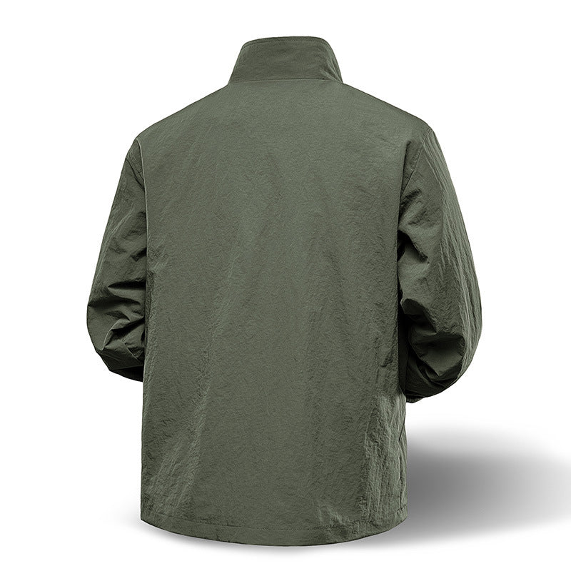 Herren Leichte technische Zip‑Jacke mit Stehkragen, Raglanärmeln & Utility‑Einsätzen Echo Archiv