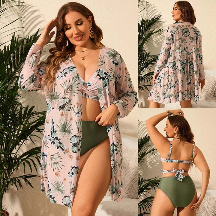 Damen Bikiniset mit floralem Wickeloberteil und hoch geschnittenen Hosen Echo Archiv